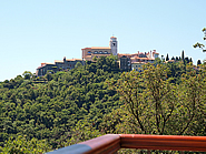 Pogled na grad Moąćenice s balkona